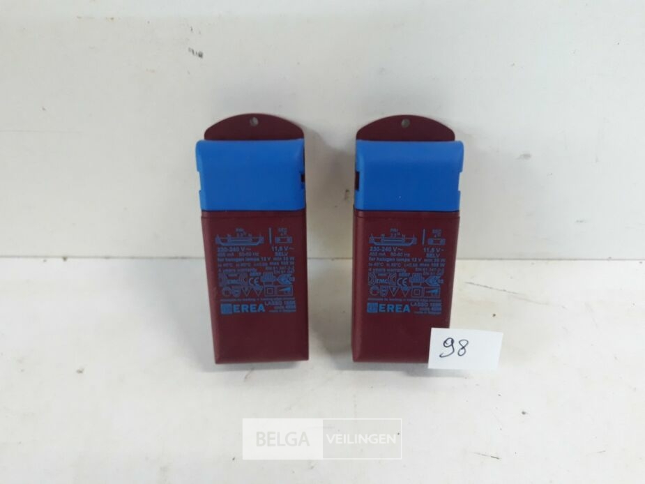 2 x Transfo 12V 35-105W – foto 2 – kavel bij Belga Veilingen, Oudsbergen