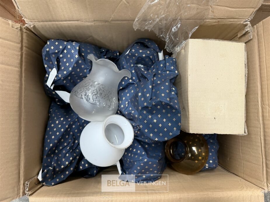 1 Pallet varia – foto 6 – kavel bij Belga Veilingen, Lummen